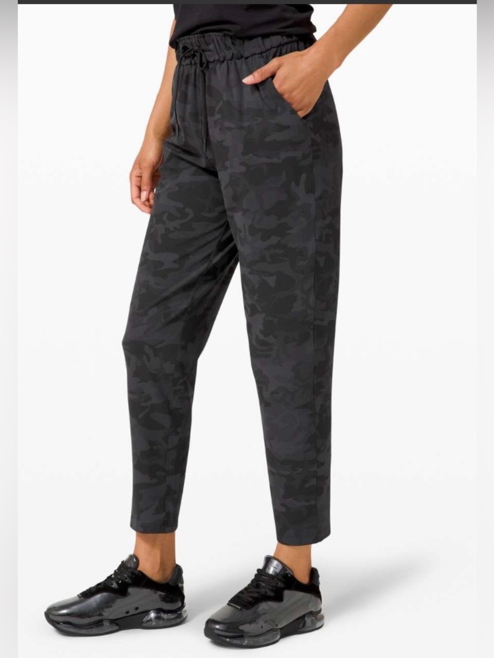 Lululemon Keep Moving Pant 7/8 High-
Rise Incognito Camo Multi Grey  Size 10